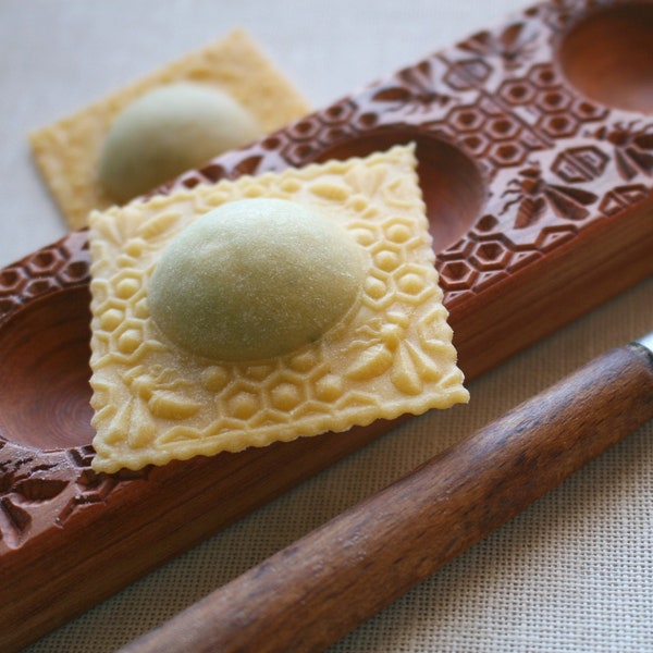 Ravioli board, Fresh Pasta board, Filled cookie wooden  Board,  honeycomb with bees pattern