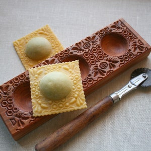 Ravioli board, Fresh Pasta board, Filled cookie wooden Board, honeycomb with bees pattern image 4