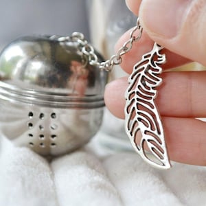 Tea Infuser Metal Bird Feather Charm Loose Leaf Tea Infuser Mesh Tea Ball Diffuser Mother&#39;s day gift