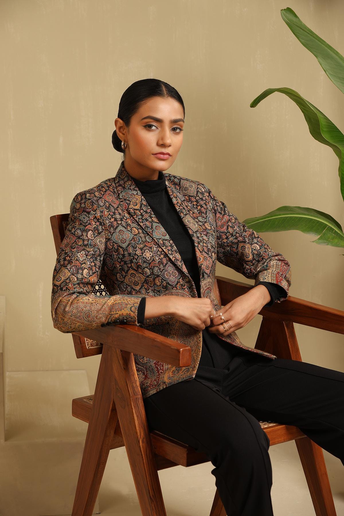 Fine Wool Silk Full Jacket - Luxurious Lightweight Outerwear for All Seasons