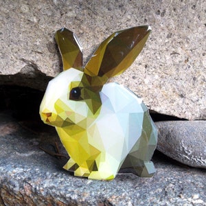 Green HARE, RABBIT crystal resin BROOCH, Hare pin, Rabbit pin, Oiginal polygons Designed Brooch of Hare, Rabbit, Rabbit jewellry, Animal Pin