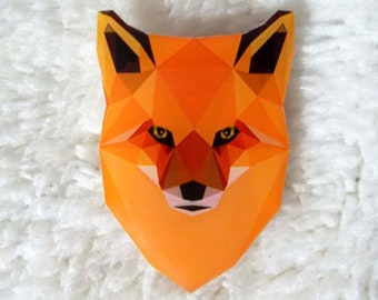 Broche de zorro de resina de cristal: diseño de polígono