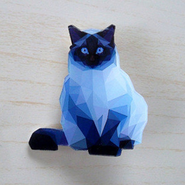 BLUE CAT BROOCH, Polygons Original hand-made crystal resin Brooch, Cat Pin, Animal Brooch, Original polygon art, Kitten Brooch