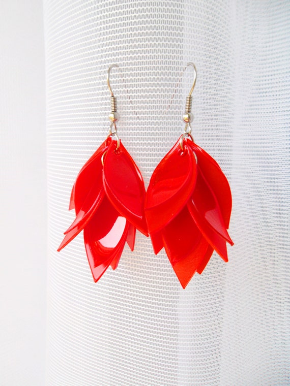 Red Recycled Plastic EARRINGS, surgery steel 316L, Recycled Bottle  earrings, LEAF long earrings, Red Leaf long earrings,Leaf Dangle Earrings