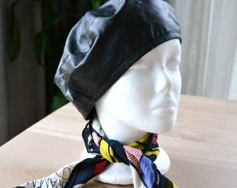 Beret leather imitation, Paris Fashion black cap, French classic beret, Vintage artist hat