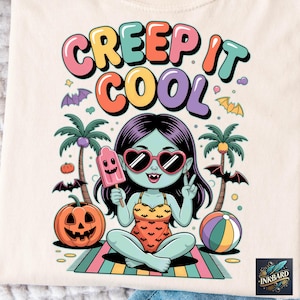 Creep It Cool ゾンビガール キュート アイスクリーム 面白い 夏 ハロウィン バイブス 昇華シャツ デザイン Tシャツ PNG インスタントデジタルダウンロードのみ