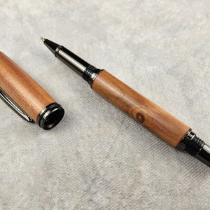 Rollerball - Unikat - handgemacht - aus Zwetschgenholz