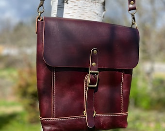 Handcrafted Premium Leather Purse / Messenger Bag
