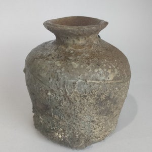 Shigaraki Ware Pot/vase. Japan