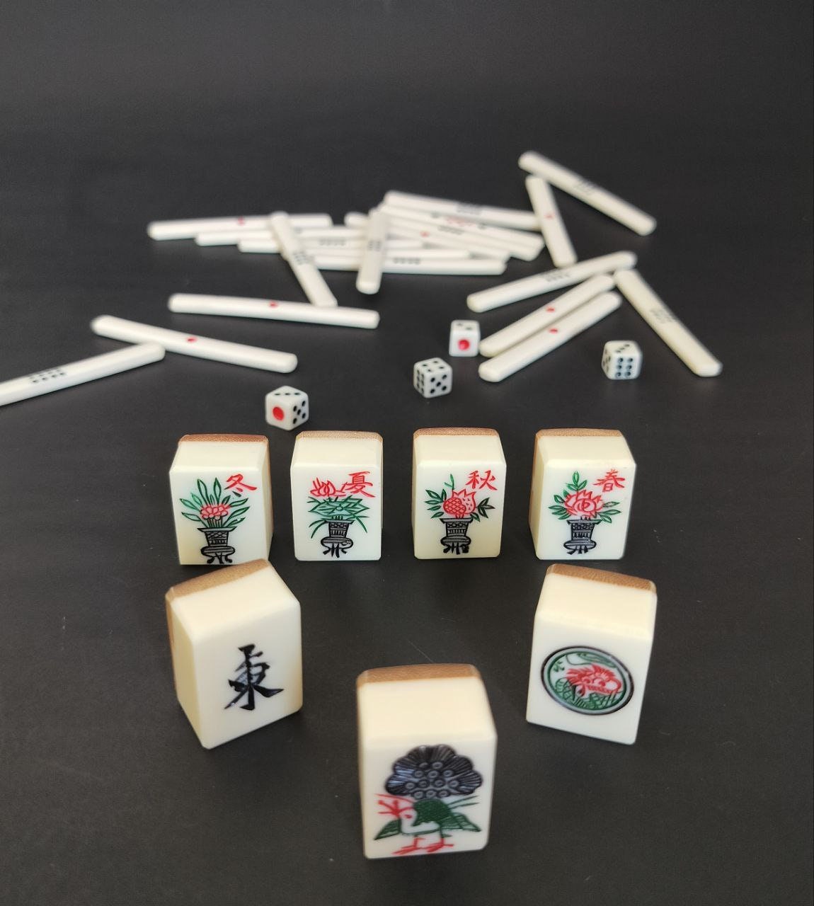 Mayfly Sting of Cash Concave Mahjong Set Bovine Bone and 