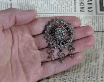 Vintage silver brooch / Jewelry for ladies/ Brooch openwork with stones/ Vintage jewelry