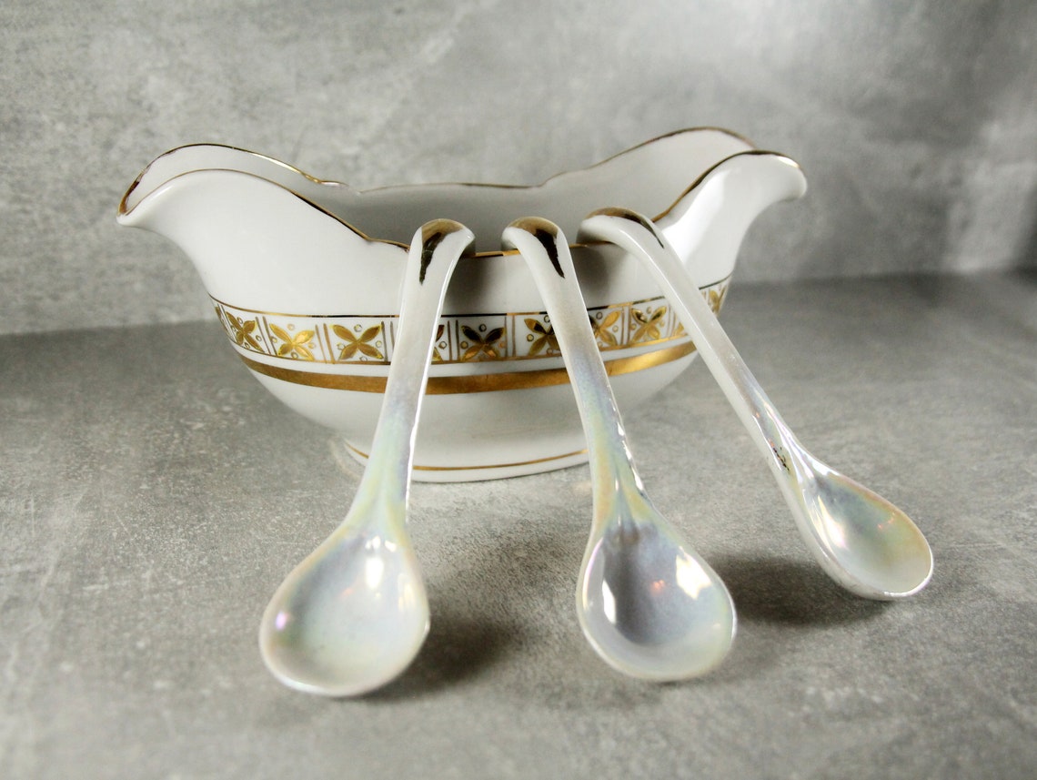 Vintage Porcelain Gravy Boat Original Gift for Mom White Etsy UK