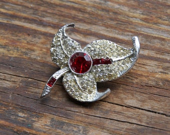 Vintage brooch. antique Jewelry for her, costume jewelry. Brooches with a red stone