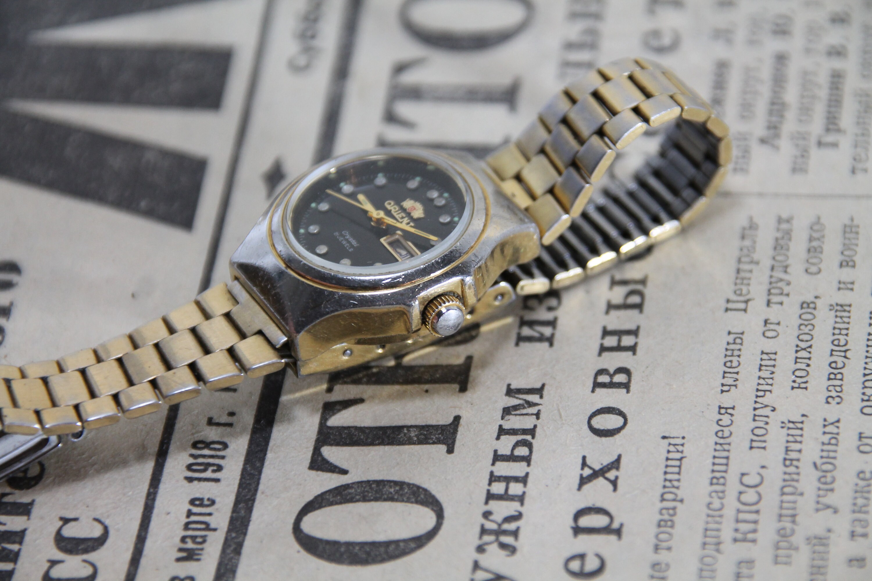 Vintage Ladies Watch ORIENT. Japanese Mechanical Wristwatch for