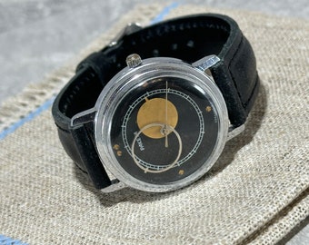 Vintage wristwatch for man Copernic mechanical watch, quality original.