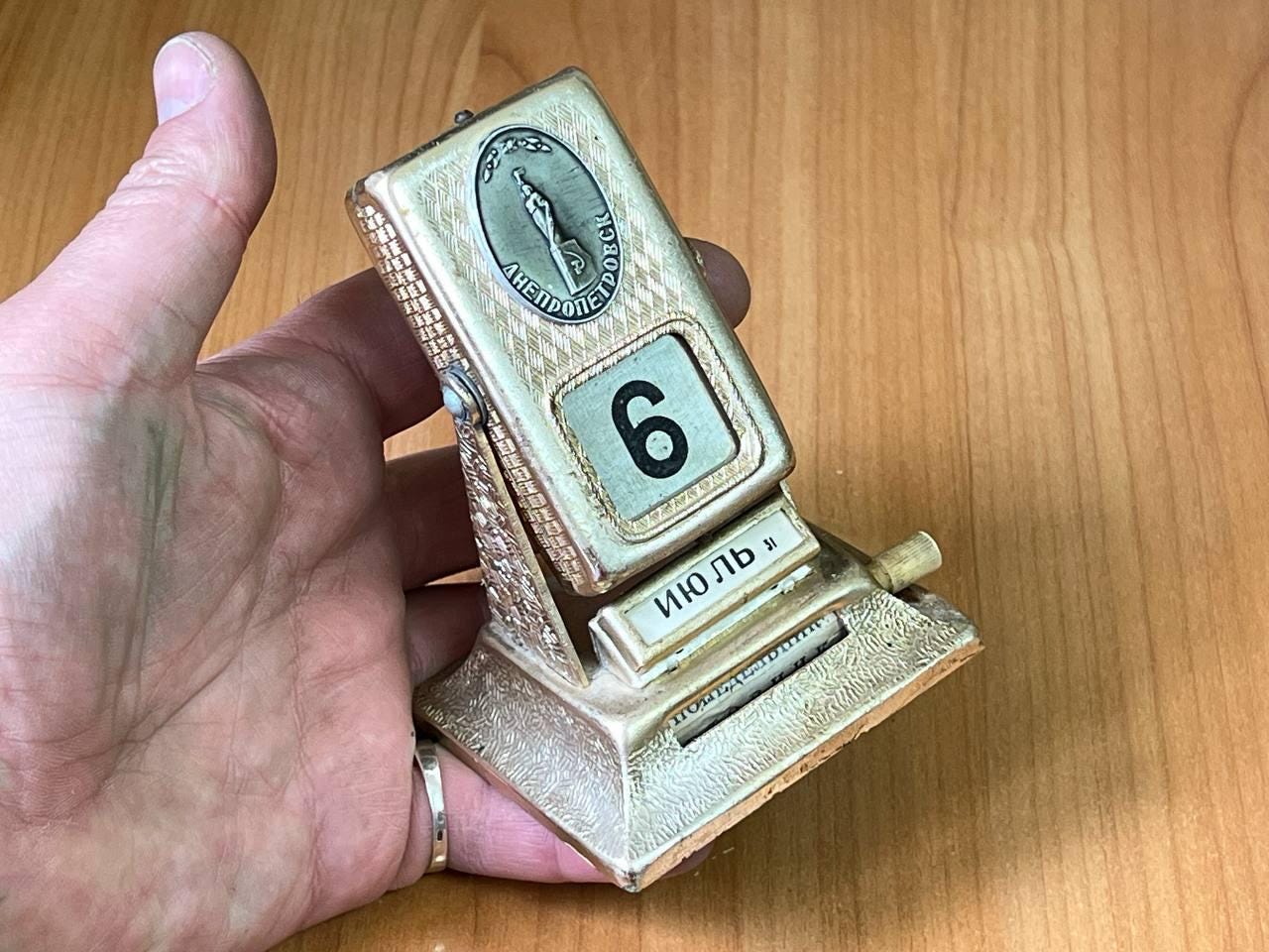 1934年 ビンテージ メタルデスクカレンダー ゴールド 30sアメリカUSA Vintage Metal Perpetual Desk Calendar Made In Japan ￼Works
