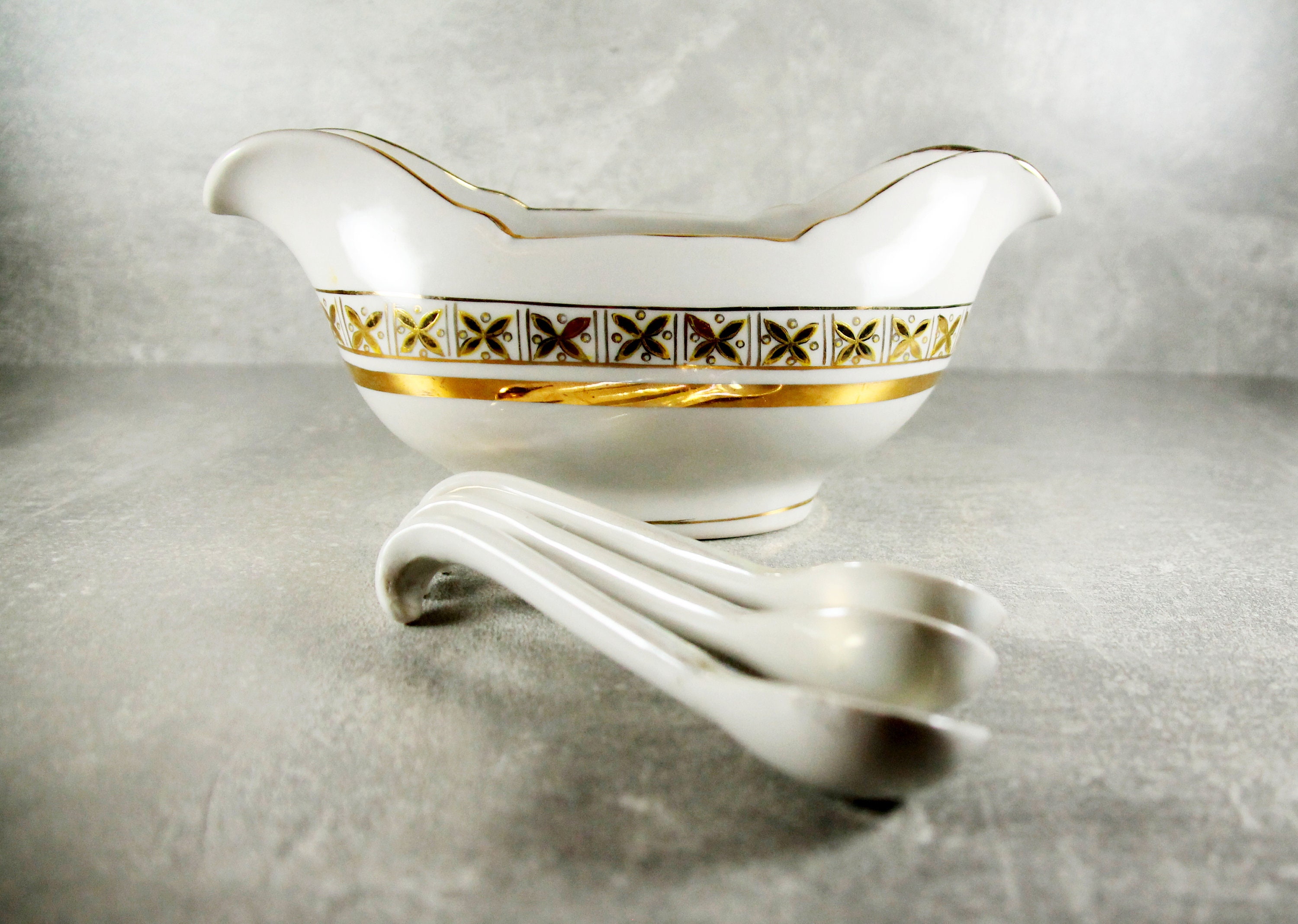 Vintage Porcelain Gravy Boat Original Gift for Mom White Etsy UK