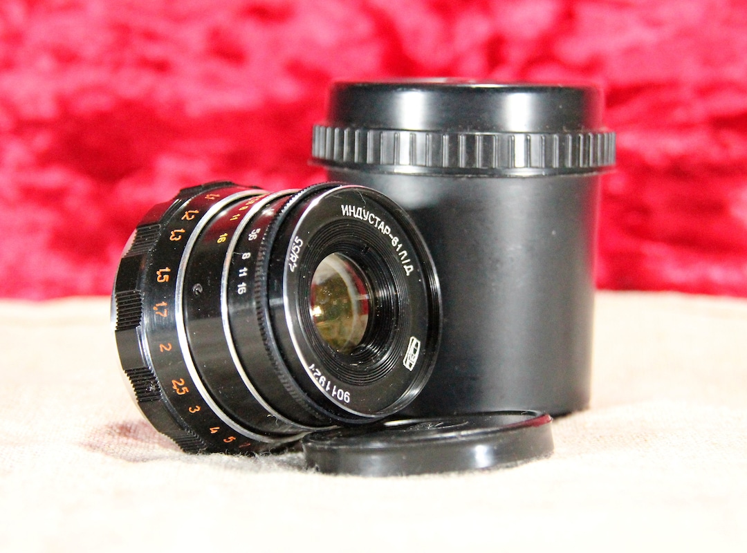 Soviet Lens INDUSTAR-61 L D 55 Screw M39 Fed Zorky USSR