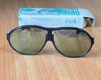 Vintage sunglasses, retro glasses, made in Ukraine, green lenses
