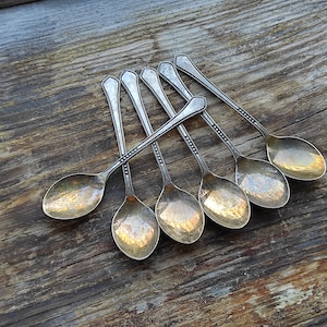 Conjunto de colheres de chá de cuproníquel vintage, colheres banhadas a prata com 6 peças. URSS, colheres de café raras de presente.