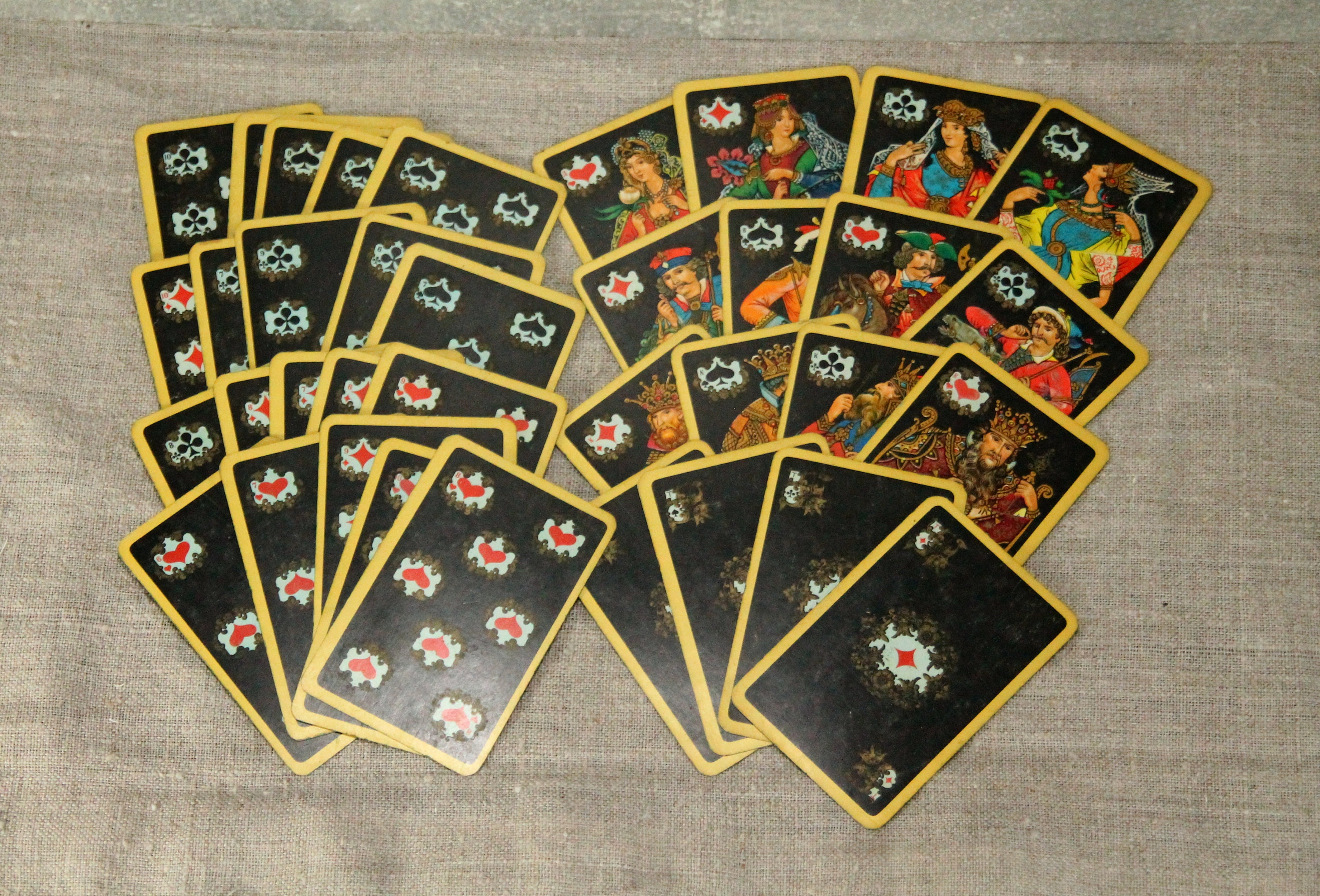 ヴィンテージ ソビエト トランプ コレクション 36 枚セット - Etsy 日本