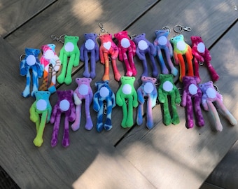 Plush frog keychain