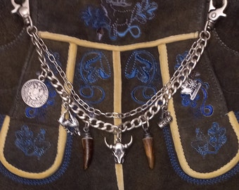 Charivari - Add a touch of sophistication to your lederhosen with our genuine silver-plated Charivari jewelry chain from Trachtenhans