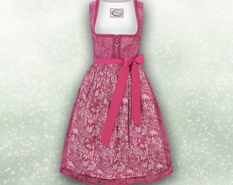 Dirndl for ladies who love an exquisite model in berry, personalized on request / Trachtenhans – tradition meets timeless design