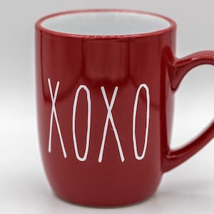 Taza de San Valentín, XOXO rojo, Be Mine o Love