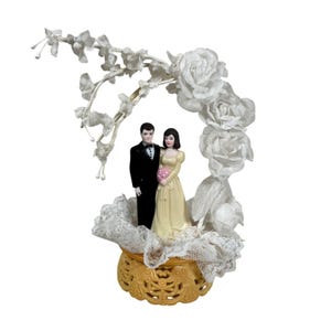 Vintage Bride and Groom Wedding Cake Topper Floral Arch Lace Base 6 Inch