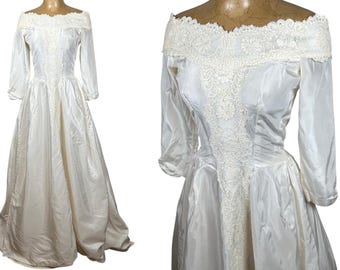Miss Betsy Vintage 50s 60s Off Shoulder Lace Satin Wedding Dress Ivory Cream