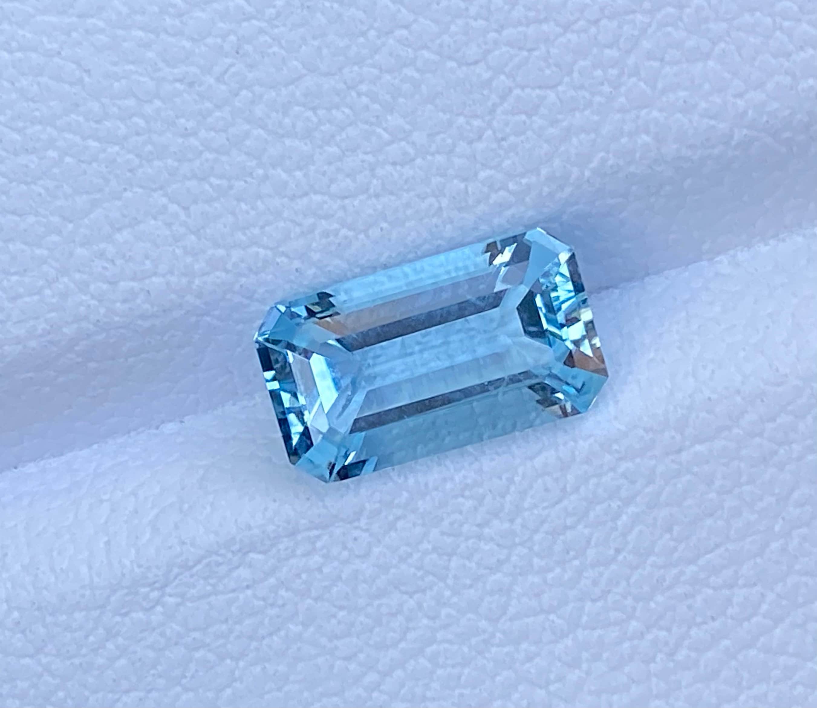 Gemstones Natural aquamarine semiprecious gemstone in octagon 9x11 mm ...