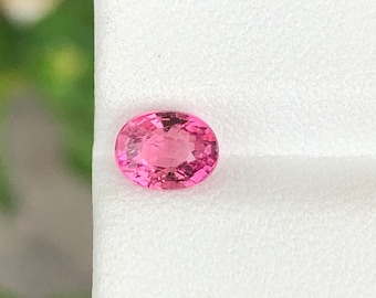 Natural  gorgeous pink  spinel  semiprecious gemstone from burma in oval shape