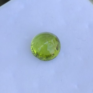 Natuurlijke peridoot cabochon ronde 10 x 10 mm halfedelsteen uit China