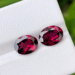 Natural rhodolite 9x7 oval pair for jewelry semiprecious gemstone in oval shape