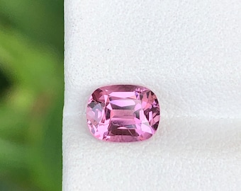 Natural georgious purpelish - pink spinel cushion semiprecious gemstone from burma