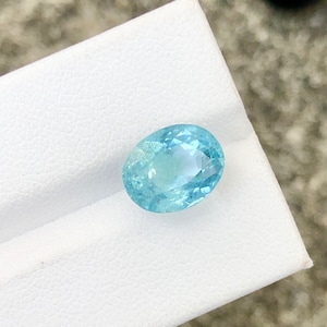 Natural aquamarine AAA color semiprecious gemstone in oval shape from africa