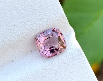 Natural pinkish purple spinel semi precious gemstones in cushion shape from burma 1.35 cts