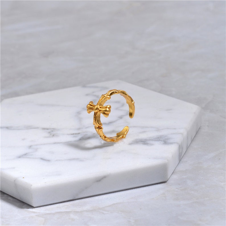 Vintage Cross Ring Stacking Ring Jesus Ring Gold Cross Ring Adjustable Ring Gold Chunky Ring Thumb Ring Minimalist Ring Thick Gold Ring