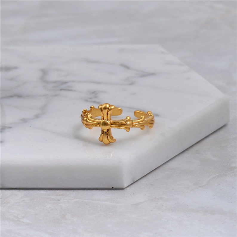 Vintage Cross Ring Stacking Ring Jesus Ring Gold Cross Ring Adjustable Ring Gold Chunky Ring Thumb Ring Minimalist Ring Thick Gold Ring