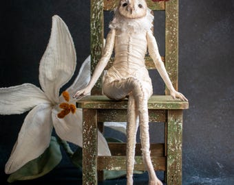 White Owl Artdoll, bambola artigianale snodabile realizzata a mano.