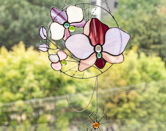 花、ラナンキュラス、ローズ、サンキャッチャー。ステンドグラス