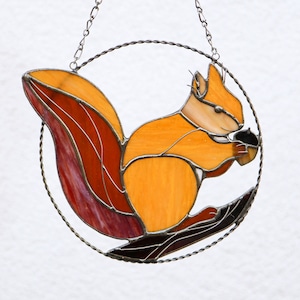 Apanhador de Sol Esquilo: Vitral Pendurado, Arte Animal