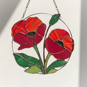 Poppy Flower Red Suncatcher. Stained glass Home Decor Window Wall Teacher Hangings. Mothers gift, remembrance gift