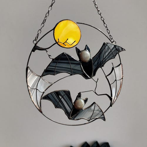 Vitrail d'Halloween attrape-soleil chauve-souris gothique | Décoration d'intérieur originale avec image d'horreur | Adhésif décoratif sombre pour fenêtre à suspendre | Cadeau pour maman