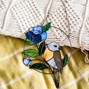 Stain Glass Finch Chaffinch Bird Grey Suncatcher flower Home House Decor Nature Ornament Garden Window Wall Hangings Animal Light Cling