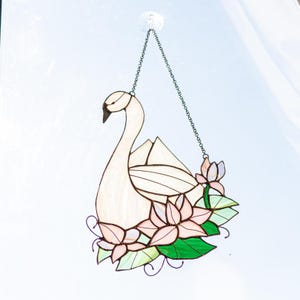 Stained Glass Swan Suncatcher with Lotus Flowers, Iridescent Window Hanging, Elegant Bird Decor, Handmade Glass Art Gift for Mom or Friend
