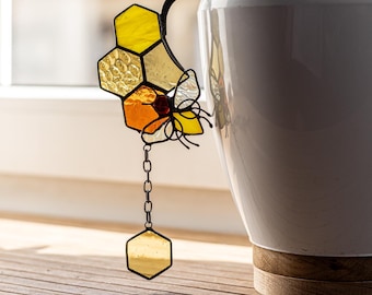 Stained Glass Honeycomb Bee Pot Decoration: Handmade Plant Art
