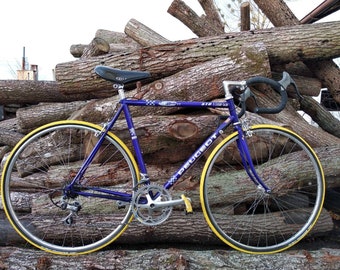 フランスのヴィンテージ自転車プジョー コンペティション 510 28