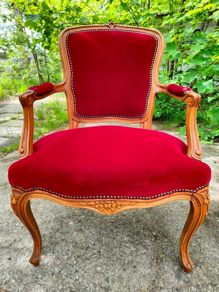 Louis XV Vintage Arm Chair With Faux Leather